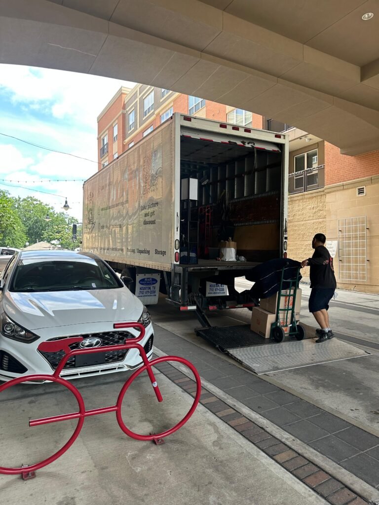 USF Moving Company crew performing a full-service, long-distance move for a valued customer in Houston, Texas.